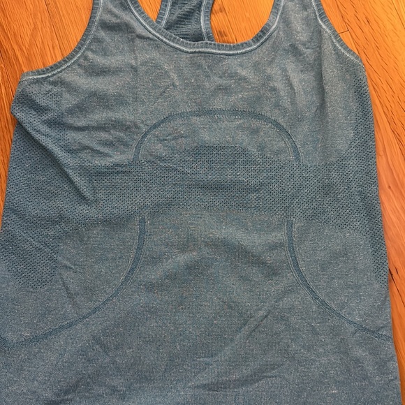 Lululemon Swiftly Tech Racerback Tank Top 2.0 - Picture 2 of 5